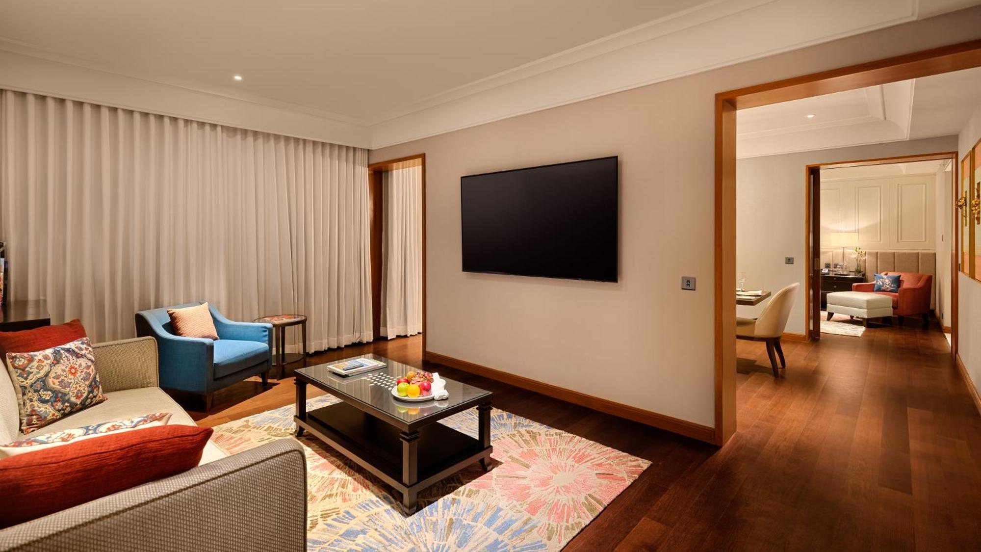 The Leela Hyderabad Banjara Hills Hotel Buitenkant foto