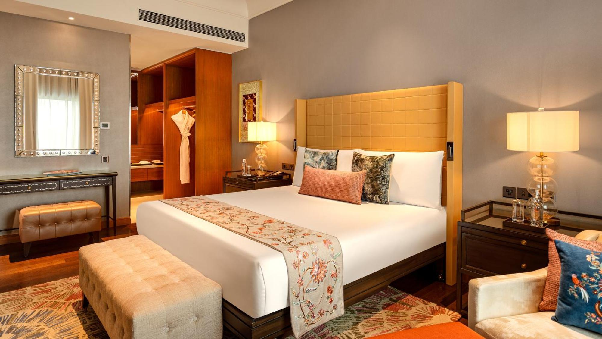 The Leela Hyderabad Banjara Hills Hotel Buitenkant foto